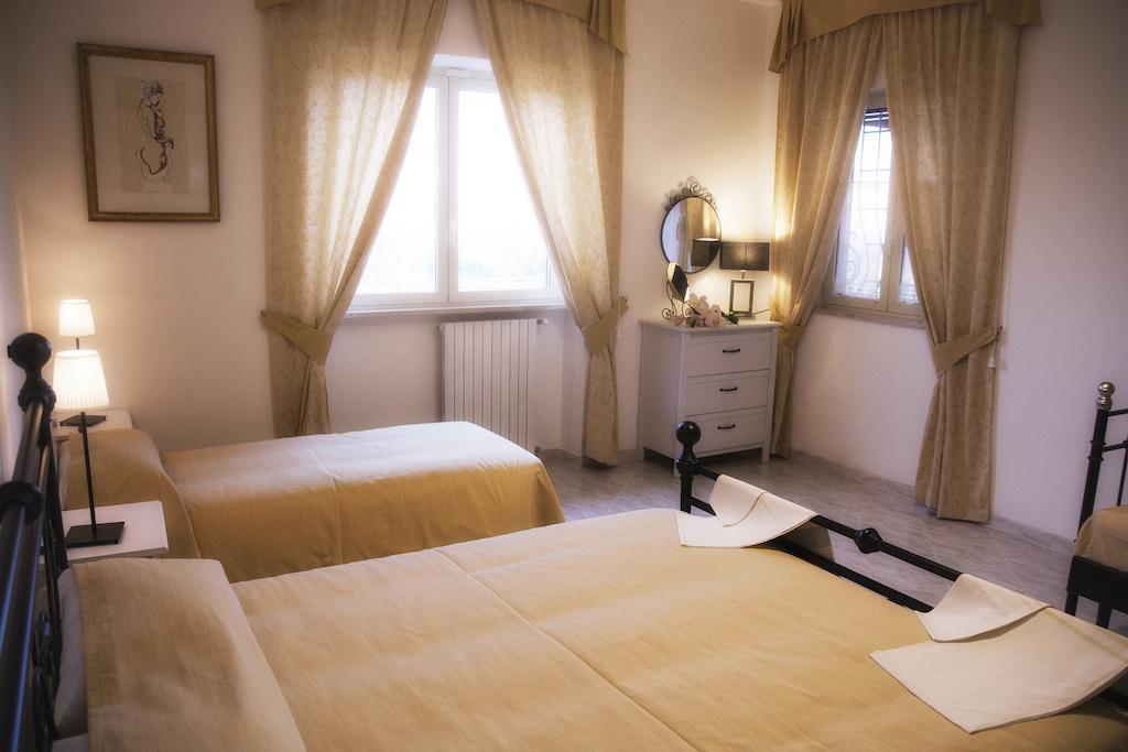 Bed And Breakfast Nonna Loreta Formello Rum bild