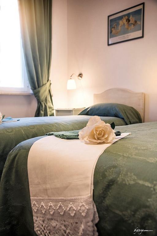 Bed And Breakfast Nonna Loreta Formello Rum bild