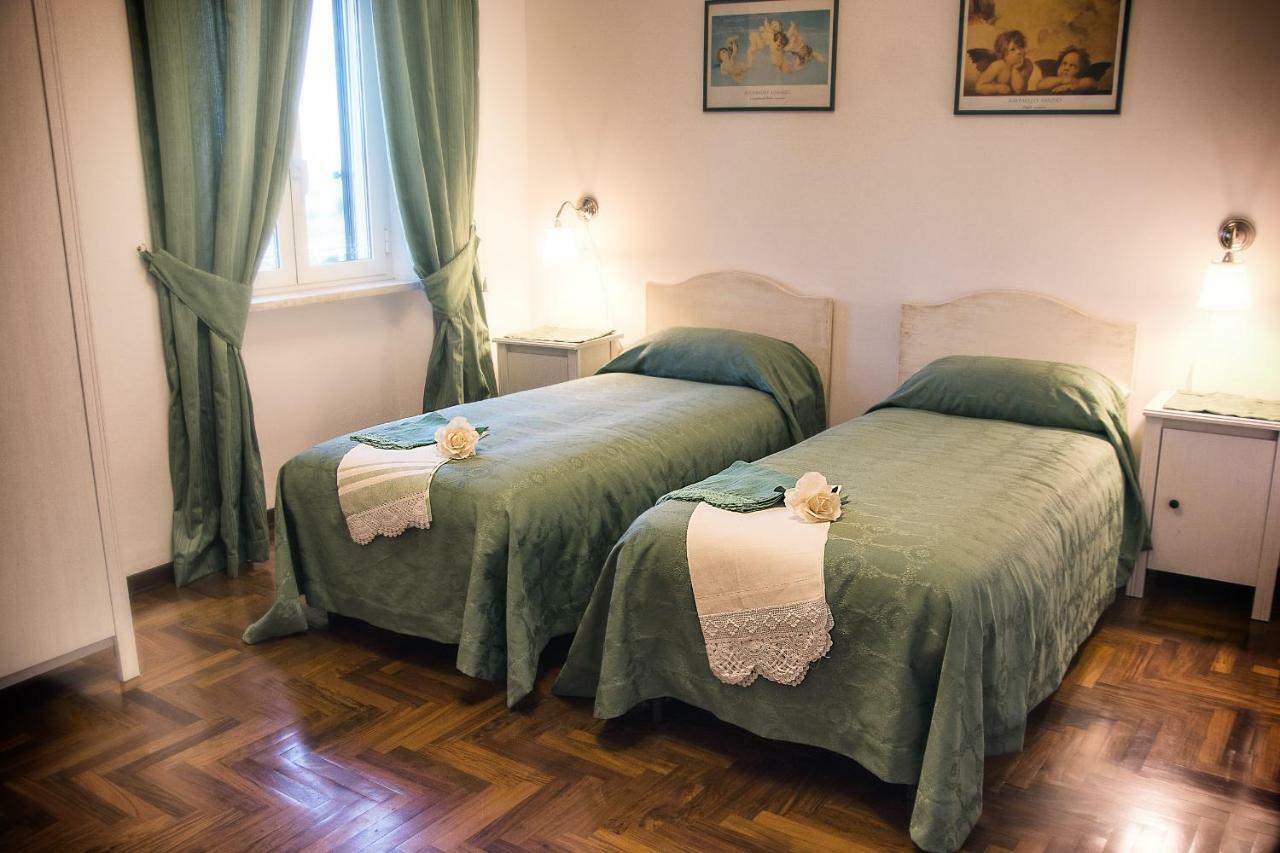 Bed And Breakfast Nonna Loreta Formello Exteriör bild